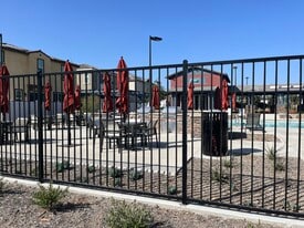 Building Photo - 28019 Oakdale Dr