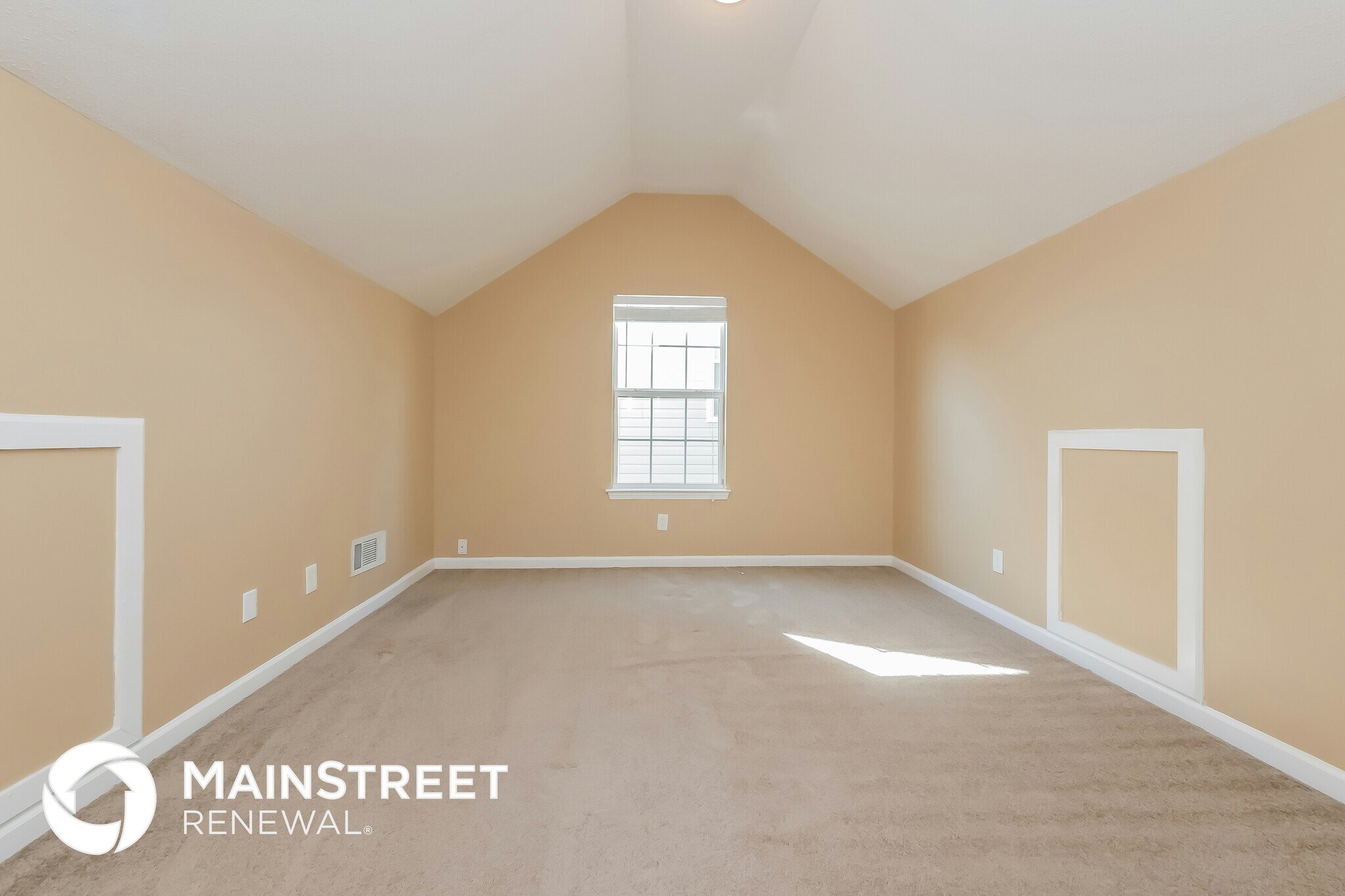 Building Photo - 8492 Goswell Dr