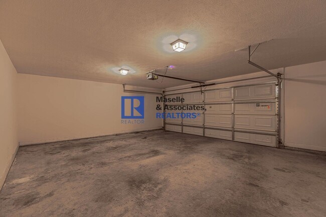 Building Photo - 3 Bed / 2 Bath home in Harvey Crossing