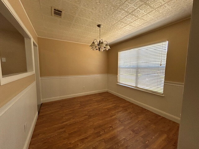 Building Photo - 2625 Weeping Willow Ln