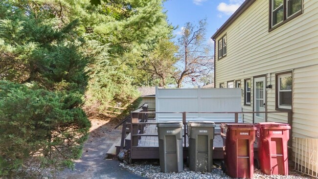 Building Photo - 675 Millville Ave