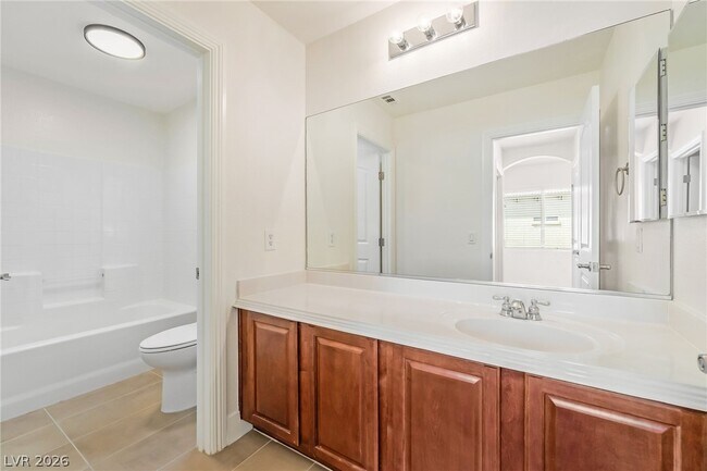 Building Photo - 9372 Glendora Valley St