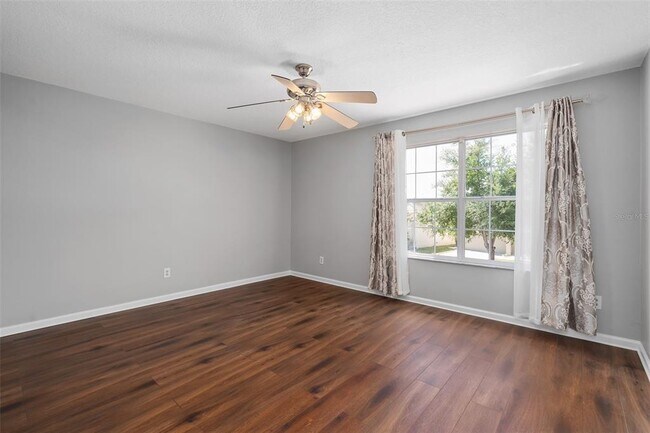 Building Photo - 1555 Harrier Dr
