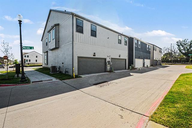 Building Photo - 901 Janwood Dr