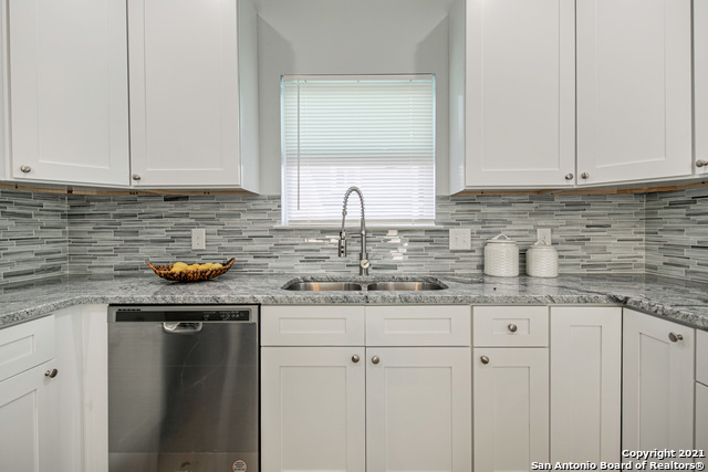 Building Photo - 310 Gabriel-