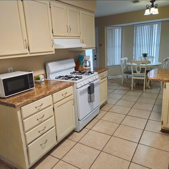 Building Photo - 2253 Kerra Ln