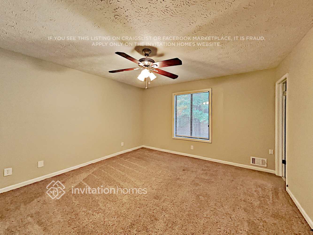 Building Photo - 2320 Tapanzee Ln