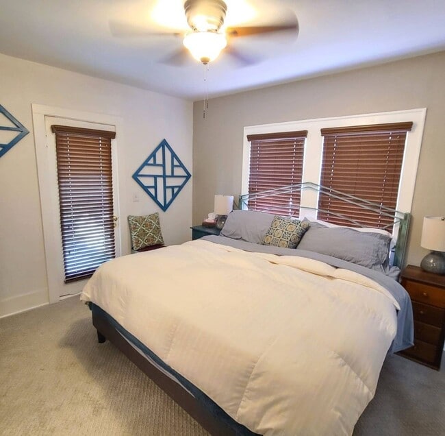 Building Photo - 1427 Munger St