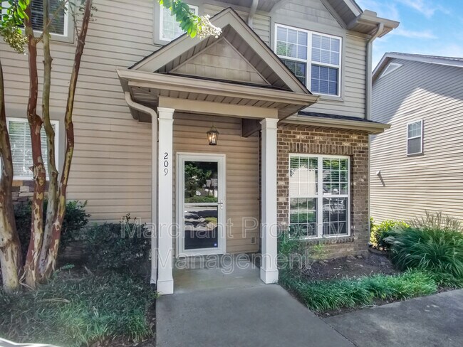 Building Photo - 209 Ashby Dr