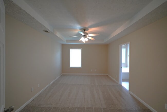 Building Photo - 138 Alton Cir