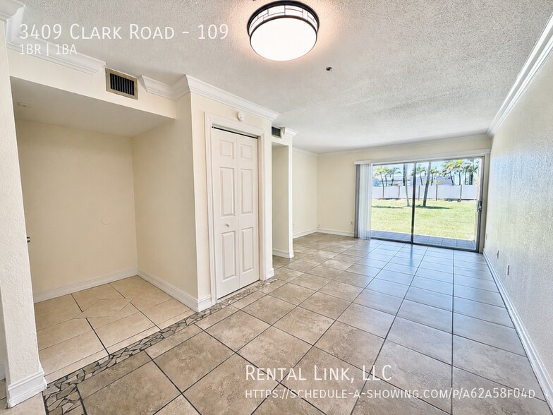 Building Photo - 3409 Clark Rd