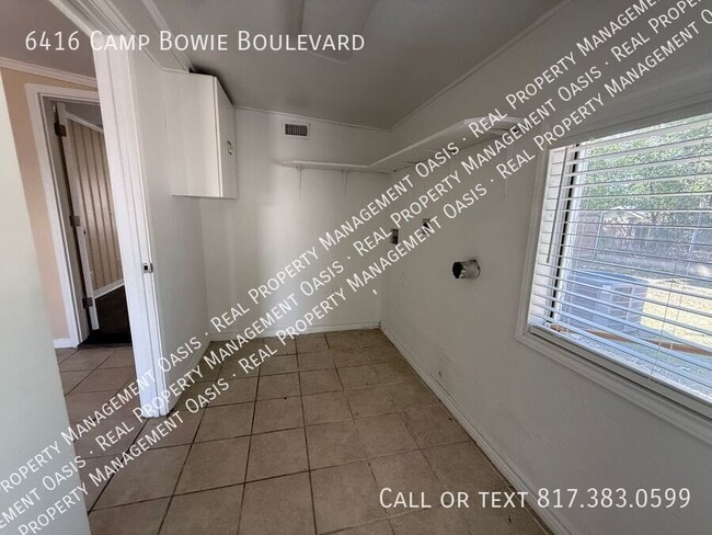 Building Photo - 6416 Camp Bowie Blvd