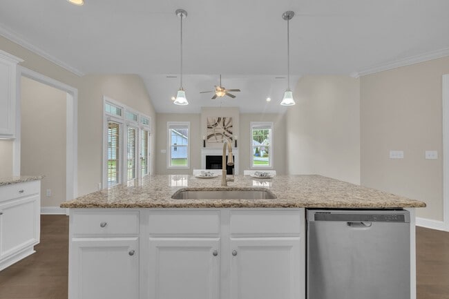 Building Photo - 747 Catherine Lake Ct