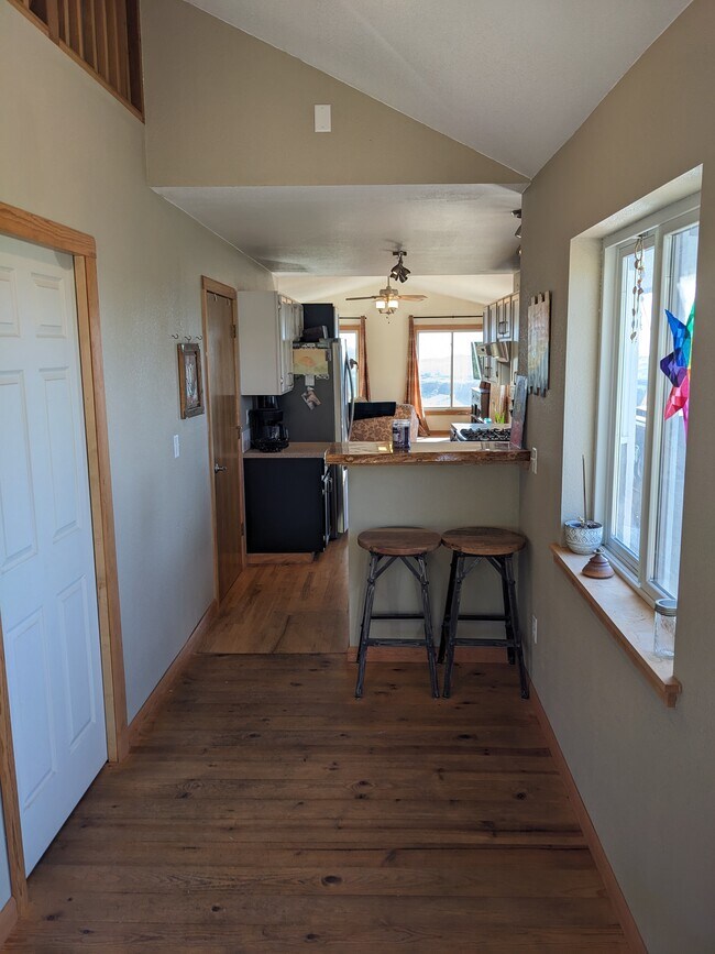 Building Photo - 6009 Blue Spruce Dr