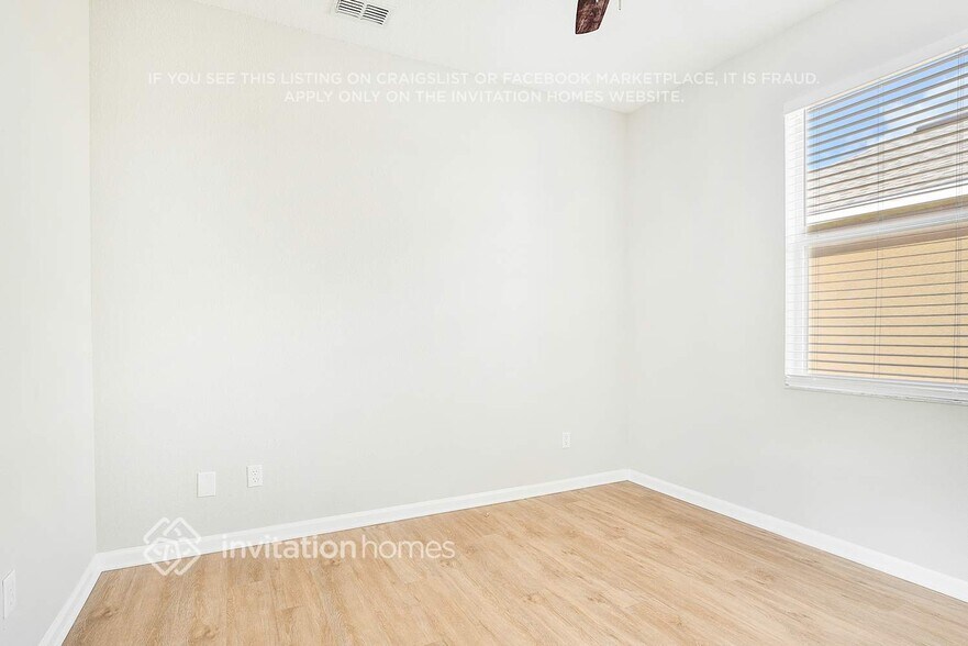 Building Photo - 2920 Willow Creek Ln