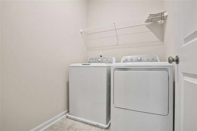 Building Photo - 26 Peeples Dr