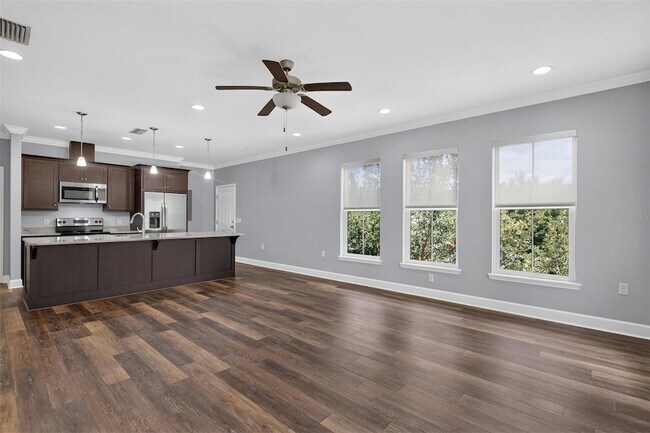 Building Photo - 2839 SW 87th Dr