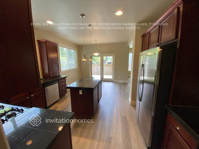 Building Photo - 11417 179th Ave Ct E