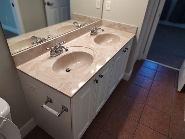 Building Photo - 3712 Riverton Trail