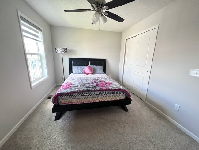 Building Photo - 8094 Evergreen Ln N