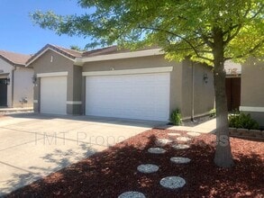 Building Photo - 2362 Dunsley Cir