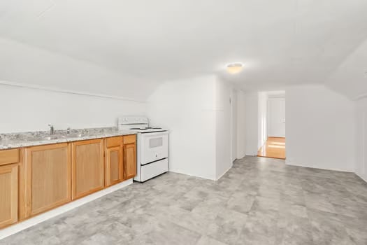 Building Photo - 9 Elmwood St