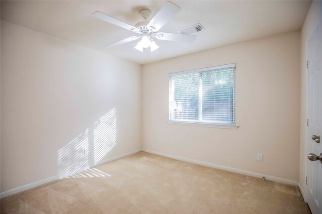 Building Photo - 187 Fairwind Trail Dr