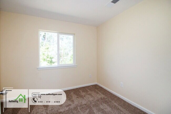 Building Photo - 9657 Swasey Dr