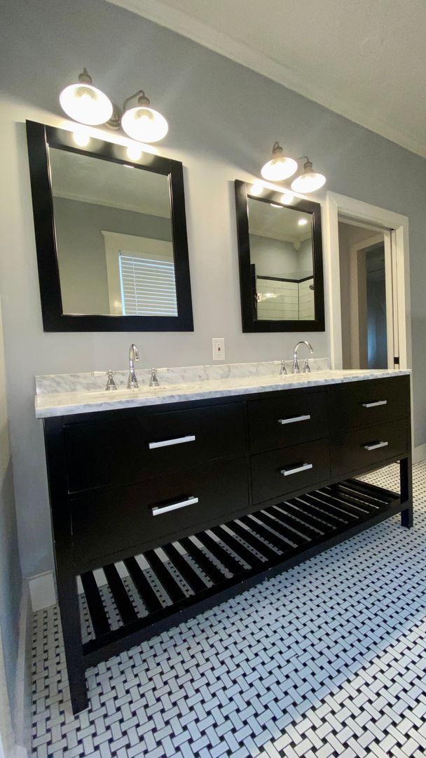 Building Photo - Charming Fairmount Bungalow