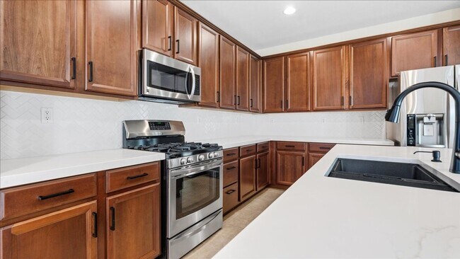 Building Photo - 1528 Morning Glory Ln