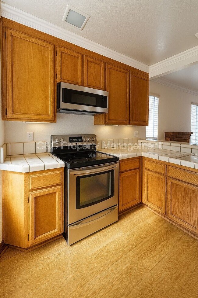 Building Photo - 960 Buckskin Terrace