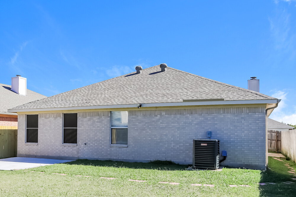 Building Photo - 5800 Magnum Dr