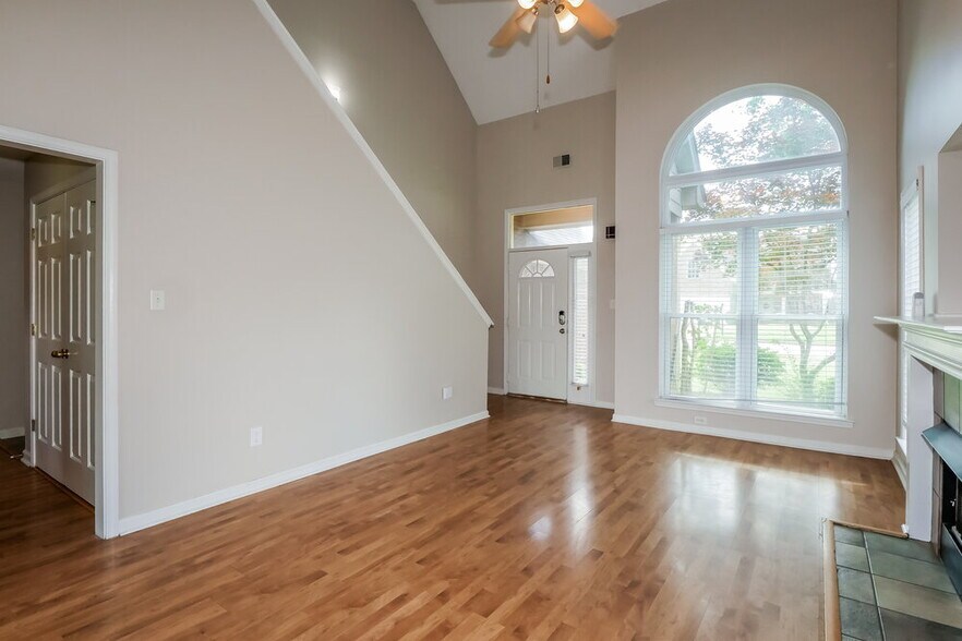 Building Photo - 6076 Armistead St