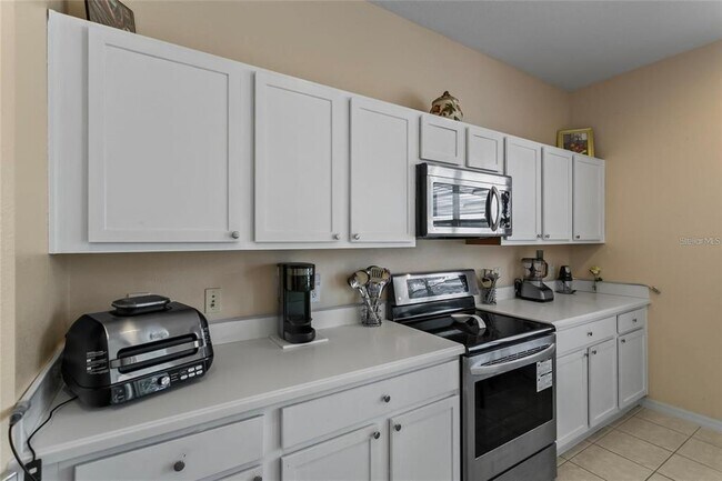 Building Photo - 913 Dorset Pl