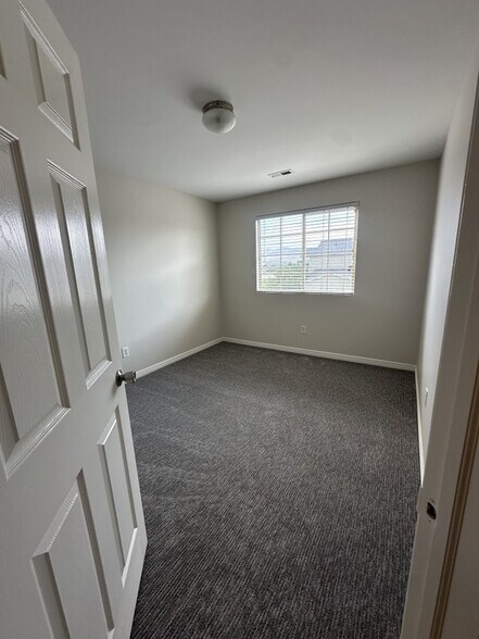 Building Photo - 2168 N 2040 W