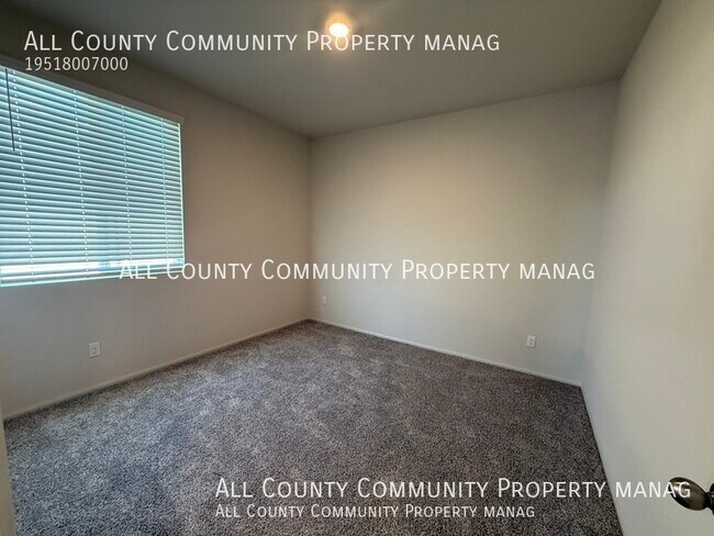 Building Photo - 11615 Zoeller St