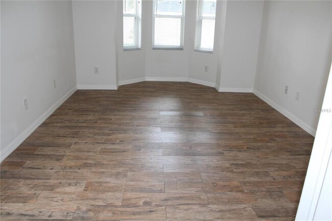Building Photo - 1750 Horsechestnut Ct