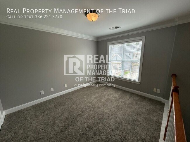 Building Photo - 4994 Wyngate Village Dr