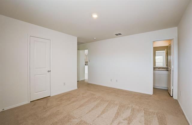 Building Photo - 2832 Ozark Cir