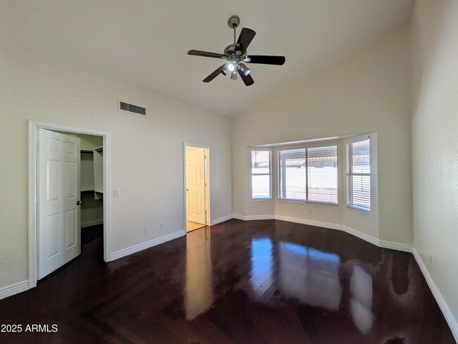 Building Photo - 5232 W Tonto Rd