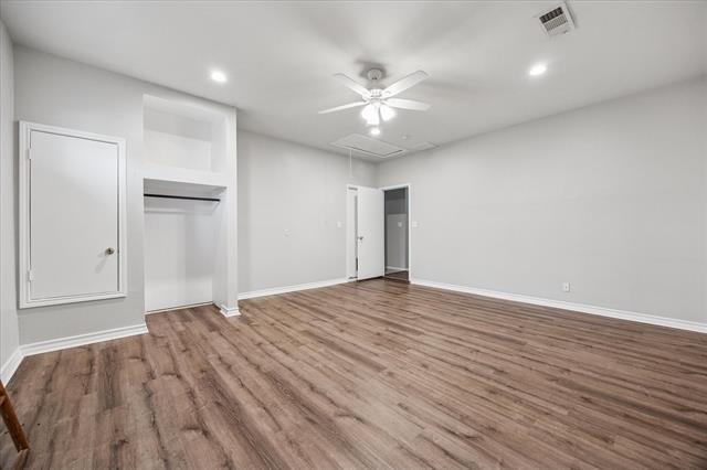 Building Photo - 3933 Parkhaven Dr