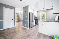 Building Photo - 6219 Forest Grove Dr