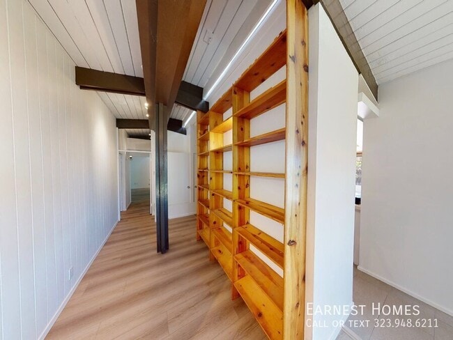 Building Photo - 12400 Rochedale Ln