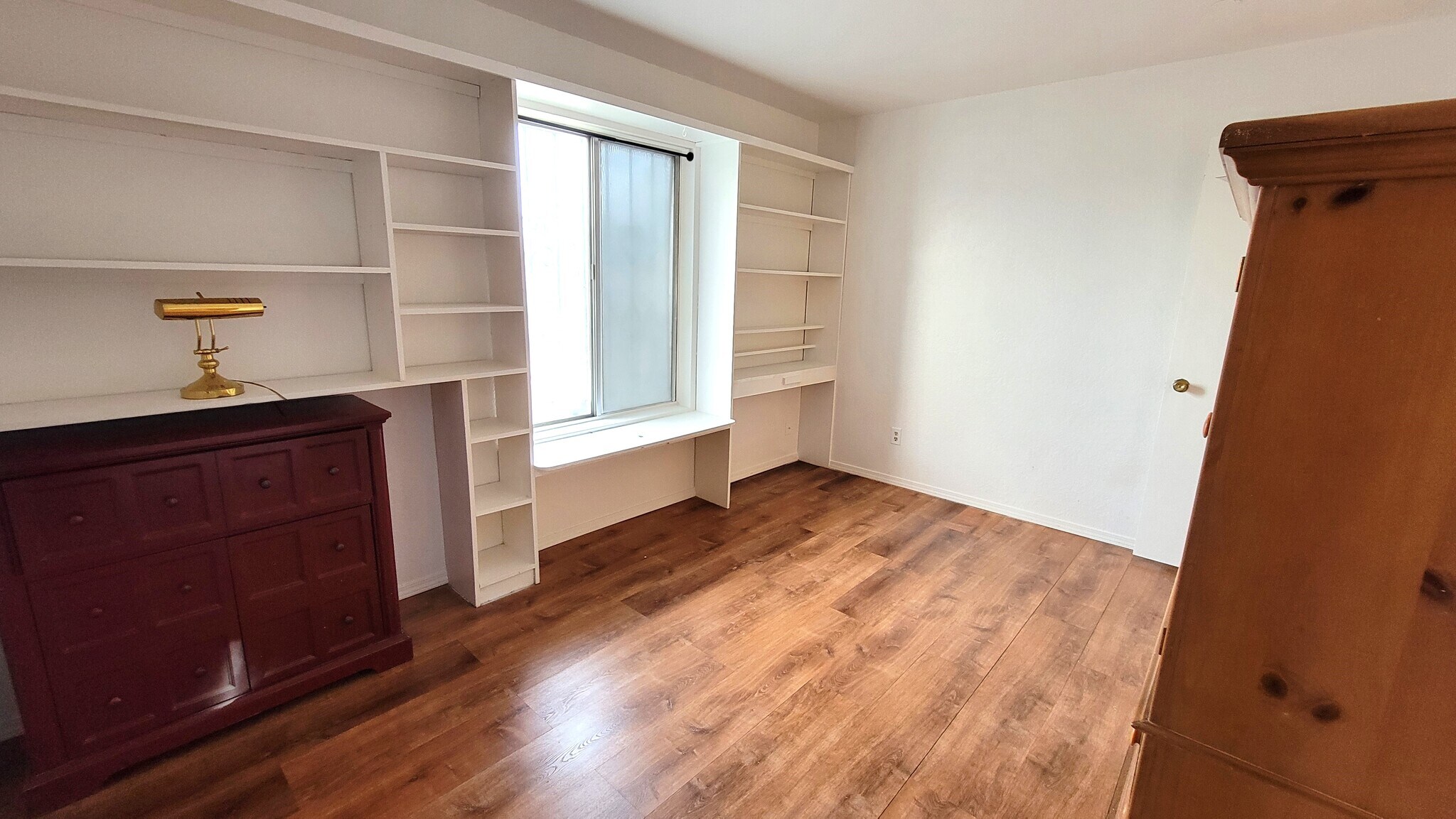 Building Photo - 7400 N Meredith Blvd