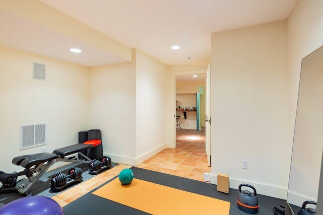 Building Photo - 88 Bull Path