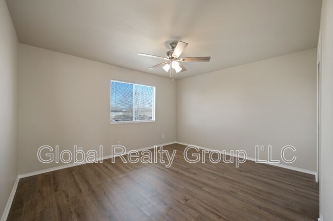 Building Photo - 144 Crest Bluff