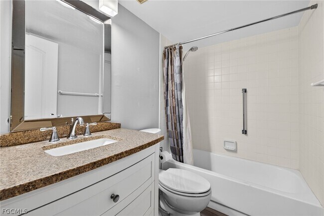 Building Photo - 7430 Lake Breeze Dr