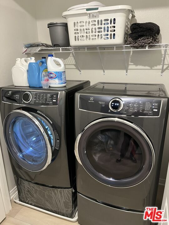 Building Photo - 768 Daniel Freeman Cir