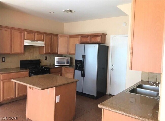 Building Photo - 8633 Nature Scene Dr