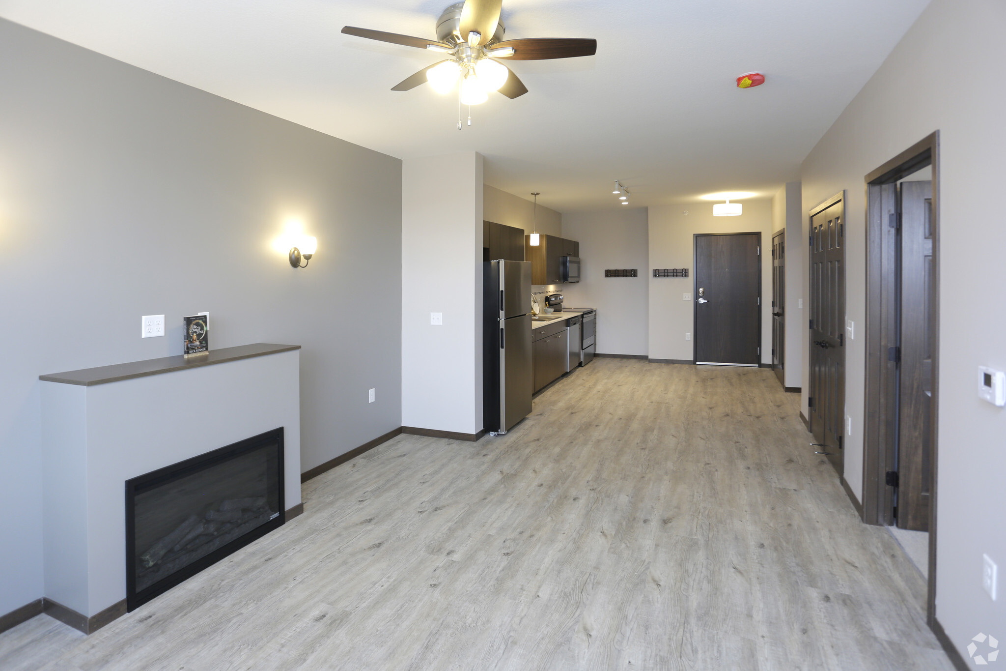 1BR, 1BA - 692 SF - The Ephesians at Lexington